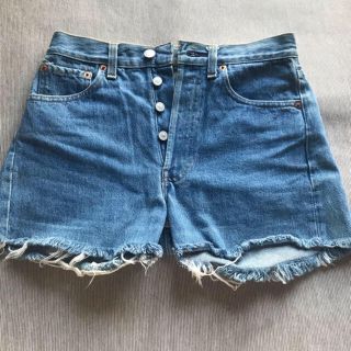 リーバイス(Levi's)の定価1万円！レディース　ショートパンツ　LevI's(ショートパンツ)