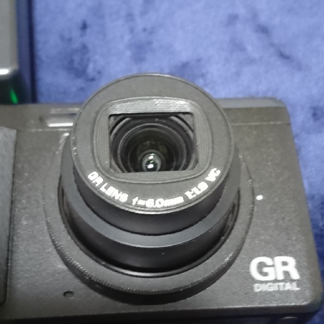 RICOH(リコー)のRICOH GR DIGITAL Ⅳ  スマホ/家電/カメラのカメラ(コンパクトデジタルカメラ)の商品写真