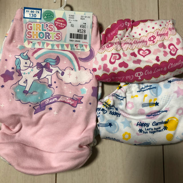 肌着　130 キッズ/ベビー/マタニティのキッズ服女の子用(90cm~)(下着)の商品写真