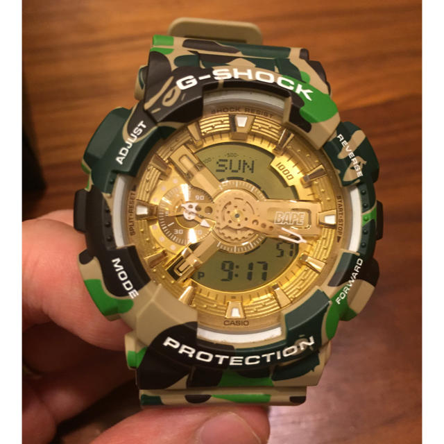 A BATHING APE(アベイシングエイプ)のA BATHING APE 25周年記念 G-SHOCK メンズの時計(腕時計(デジタル))の商品写真