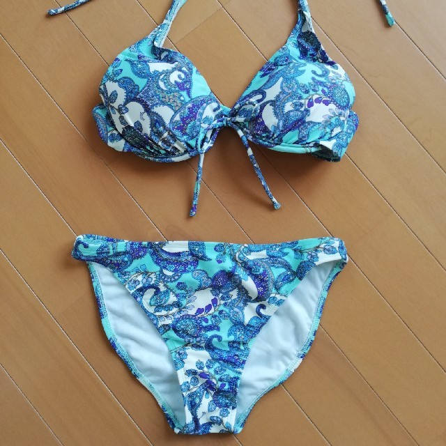 【美品】レディース　水着 3点セット レディースの水着/浴衣(水着)の商品写真