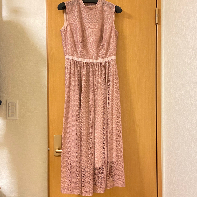 AIMER(エメ)のAimer Acret パーティー　ドレス　お呼ばれ　結婚式　ピンク　 レディースのフォーマル/ドレス(ミディアムドレス)の商品写真
