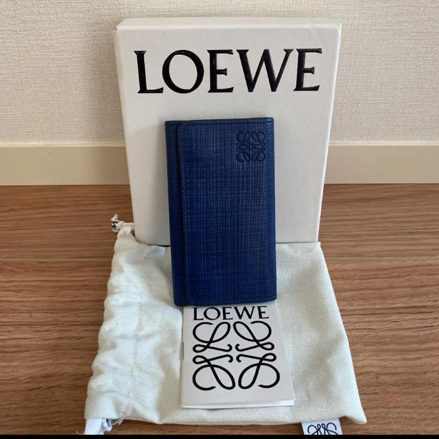 LOEWE(ロエベ)の良品　ロエベ   LOEWE キーケース　リネン レディースのファッション小物(キーケース)の商品写真