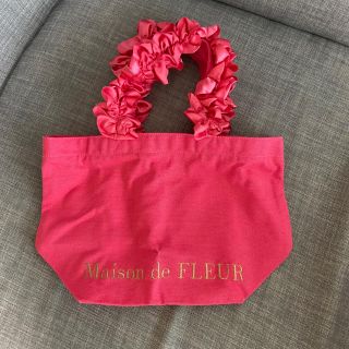 メゾンドフルール(Maison de FLEUR)のメゾンドフルール フリルハンドルトート(トートバッグ)