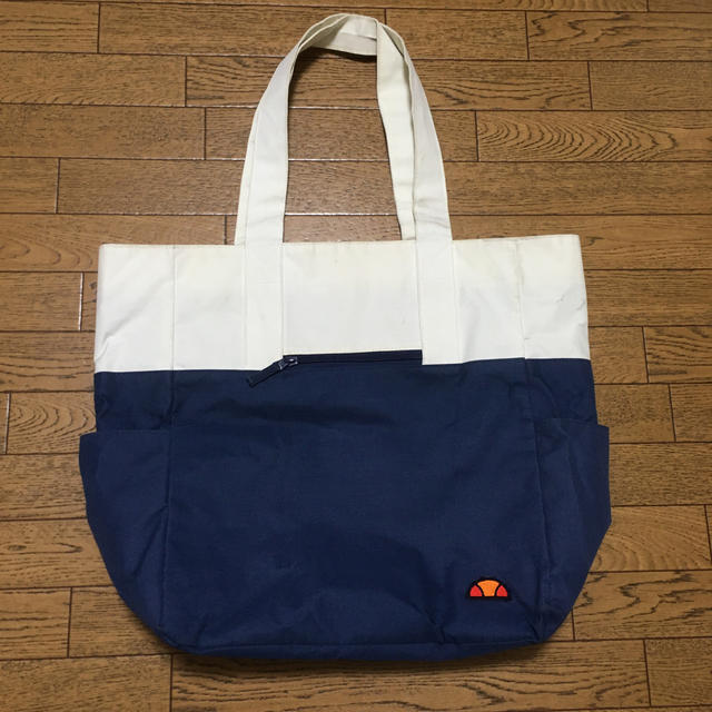 ellesse(エレッセ)のエレッセ　バッグ スポーツ/アウトドアのテニス(バッグ)の商品写真