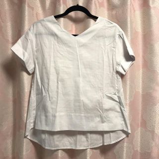 シンプリシテェ(Simplicite)の〔中古〕SIMPLICITE 白シャツ(Tシャツ(半袖/袖なし))