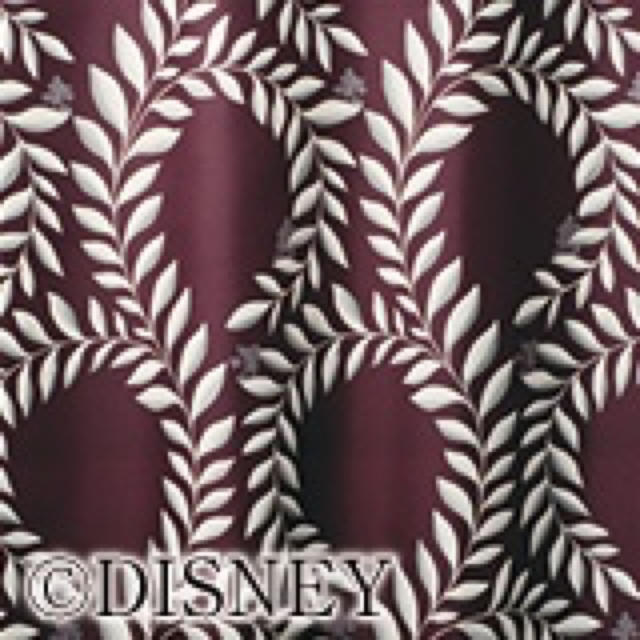 Disney(ディズニー)のディズニー・ミッキー 1級遮光カーテン　ローレル[ミッキー]  オーダーメイド インテリア/住まい/日用品のカーテン/ブラインド(カーテン)の商品写真