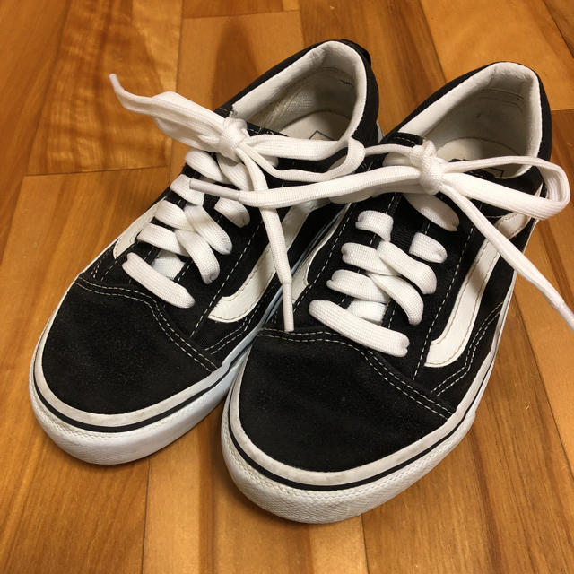 VANS(ヴァンズ)のvans オールドスクール　blackキッズ21㎝ キッズ/ベビー/マタニティのキッズ靴/シューズ(15cm~)(スニーカー)の商品写真