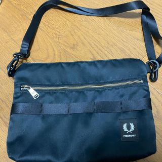 フレッドペリー(FRED PERRY)のフレッドペリー　FREDPERRY サコッシュ(ショルダーバッグ)