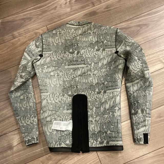 RVCA - RVCA ルーカ 長袖タッパー ウェットスーツの通販 by UGG'S SHOP