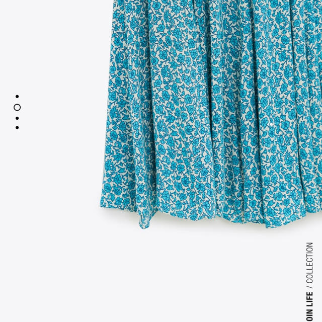 ZARA(ザラ)のZARAフラワー水色ブルーロングスカート レディースのスカート(ロングスカート)の商品写真