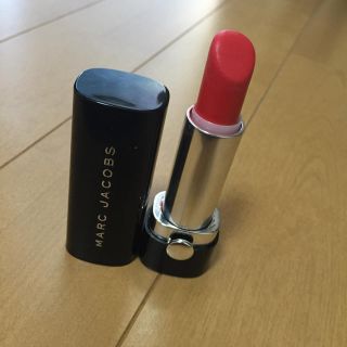 マークジェイコブス(MARC JACOBS)のマークジェイコブス❤︎口紅122(口紅)