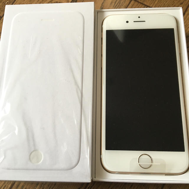 新品未使用　iPhone 6 Gold 16 GB docomo  残債なしスマホ/家電/カメラ