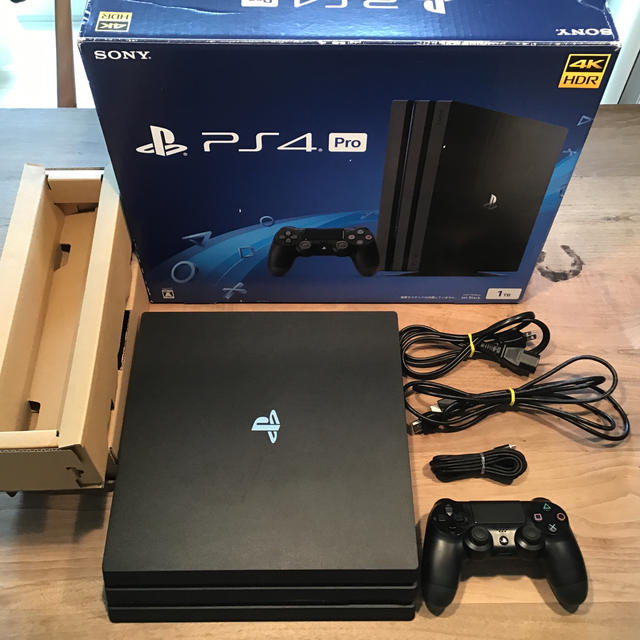 偉大な PlayStation®︎4 pro 1TB CUH-7100B プレステ４