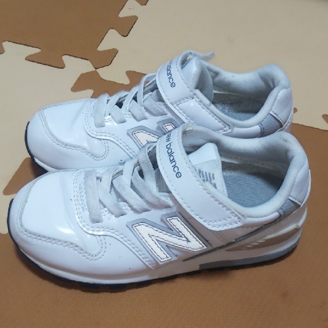 New Balance(ニューバランス)のnew balance 996 18cm キッズ/ベビー/マタニティのキッズ靴/シューズ(15cm~)(スニーカー)の商品写真