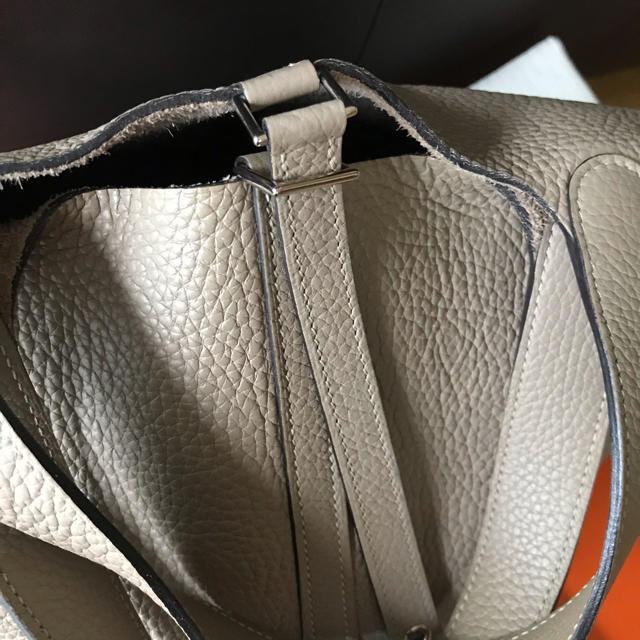Hermes(エルメス)の◎エルメス◎ ピコタンロック　MM 2015年三越購入　トゥルティエールグレー レディースのバッグ(ハンドバッグ)の商品写真