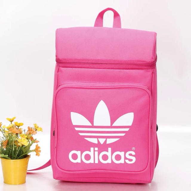 Adidas 新品 可愛いadidasバックパック1色の通販 By Lazybubbles S Shop アディダスならラクマ