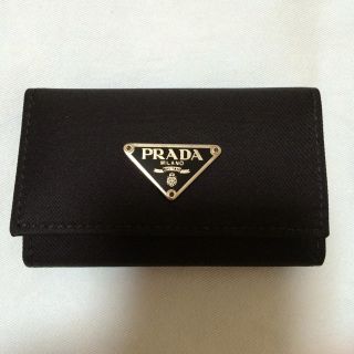 プラダ(PRADA)のPRADA 6連キーケース（黒）(キーケース)