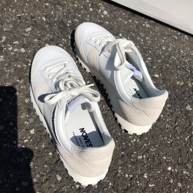 Drawer(ドゥロワー)のNOVESTA MARATHONLEATHERTRAIL ALL WHITE37 レディースの靴/シューズ(スニーカー)の商品写真