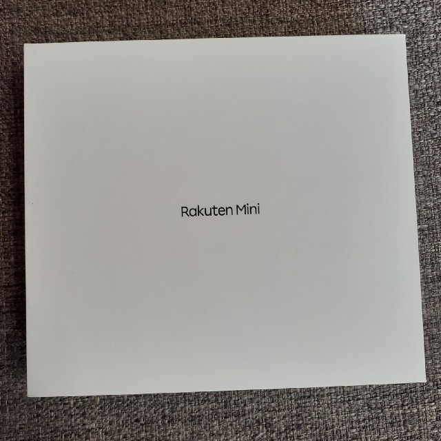Rakuten(ラクテン)の新品未使用 Rakuten mini クリムゾンレッド スマホ/家電/カメラのスマートフォン/携帯電話(スマートフォン本体)の商品写真