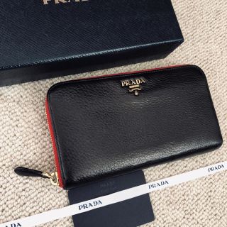 プラダ(PRADA)の美品　プラダ　長財布　ラウンドファスナー(財布)