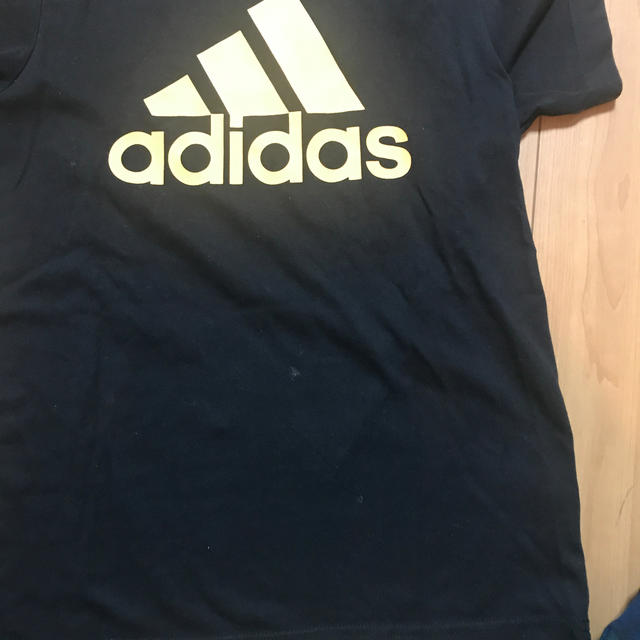 adidas(アディダス)のadidas Tシャツ 150cm キッズ/ベビー/マタニティのキッズ服男の子用(90cm~)(Tシャツ/カットソー)の商品写真