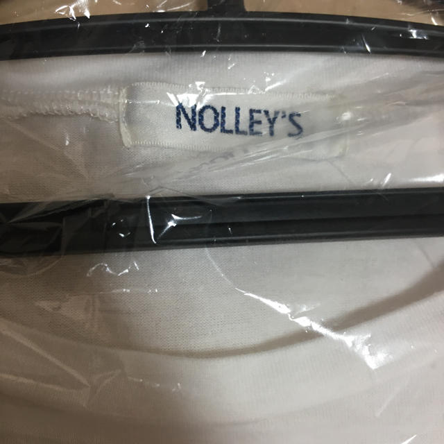 NOLLEY'S(ノーリーズ)の専用です！ノーリーズ　ショルダータックノースリーブカットソー レディースのトップス(カットソー(半袖/袖なし))の商品写真