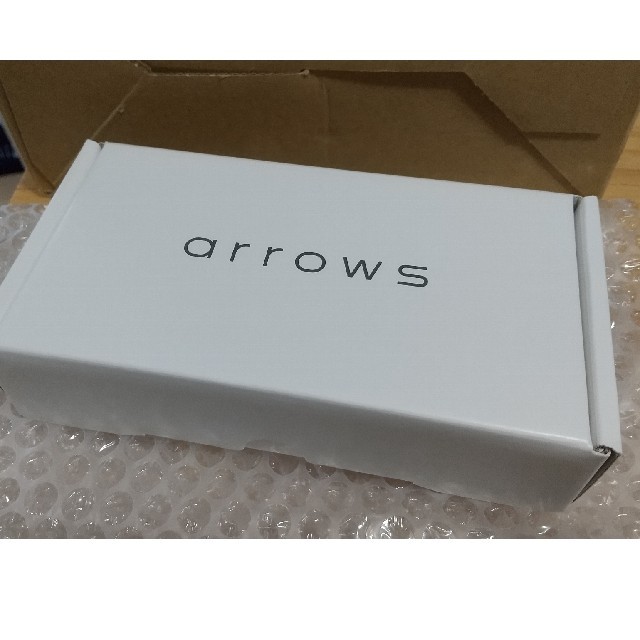 arrows M05 ホワイト