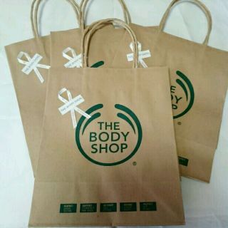 ザボディショップ(THE BODY SHOP)の新品★白2 ボディショップ 紙袋4枚 中(その他)