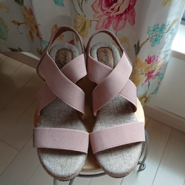 美品】GUCCI GG総柄 ジュートサンダル ピンク ウェッジソール レザー-