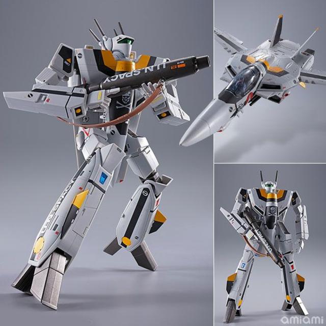 BANDAI(バンダイ)のDX超合金 初回限定版VF-1S バルキリー ロイ・フォッカースペシャル エンタメ/ホビーのフィギュア(アニメ/ゲーム)の商品写真