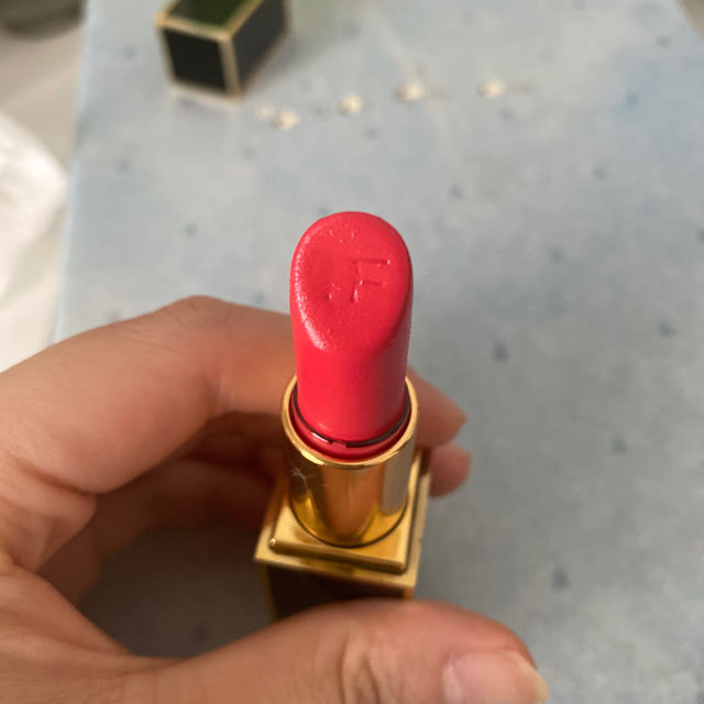 TOM FORD(トムフォード)のtom ford 口紅 09 true coral コスメ/美容のベースメイク/化粧品(口紅)の商品写真