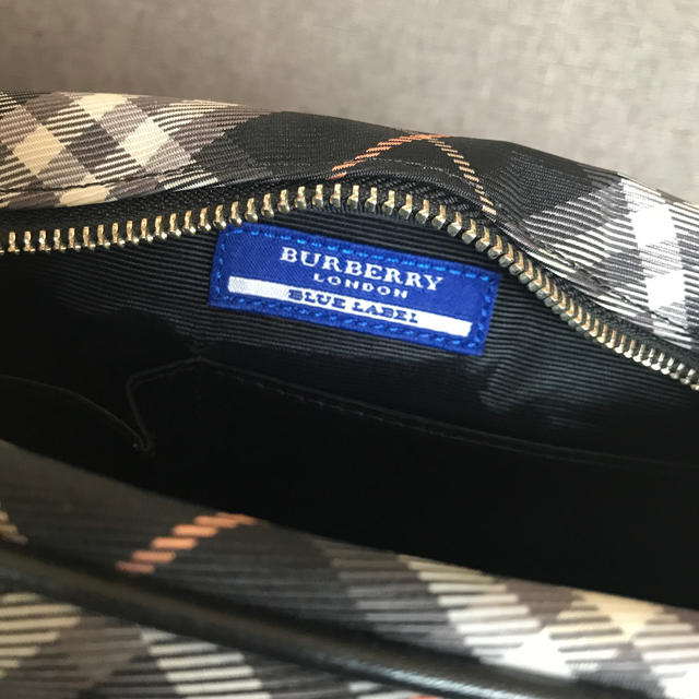 BURBERRY BLUE LABEL(バーバリーブルーレーベル)のバーバリーブルーレーベル　ショルダーバッグ レディースのバッグ(ショルダーバッグ)の商品写真