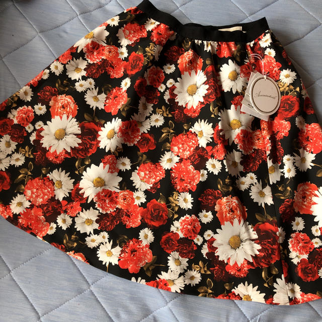 アベニールエトワール    花柄スカート　　38サイズ