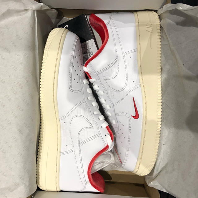 NIKE(ナイキ)のkith tokyo af1 27.5cm air force 1 日本限定　 メンズの靴/シューズ(スニーカー)の商品写真