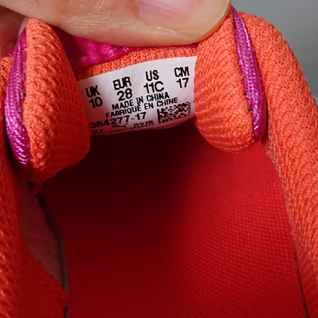 プーマ 17cm ピンク キッズ/ベビー/マタニティのキッズ靴/シューズ(15cm~)(スニーカー)の商品写真