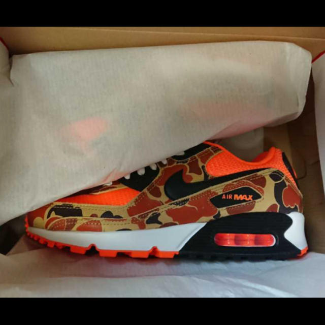 NIKE(ナイキ)の商品名:NIKE AIR MAX 90 ORANGE DUCK CAMO メンズの靴/シューズ(スニーカー)の商品写真