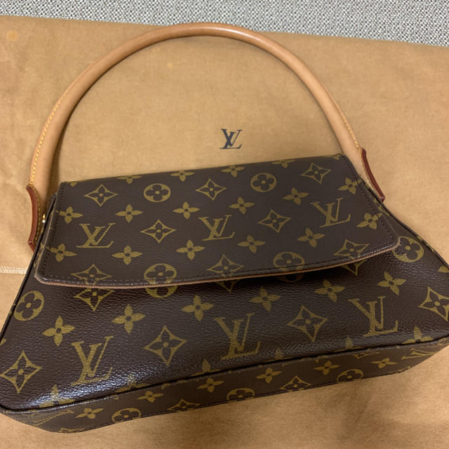 LOUIS VUITTON - 本日のみのお値段！ルイヴィトン　ルーピング