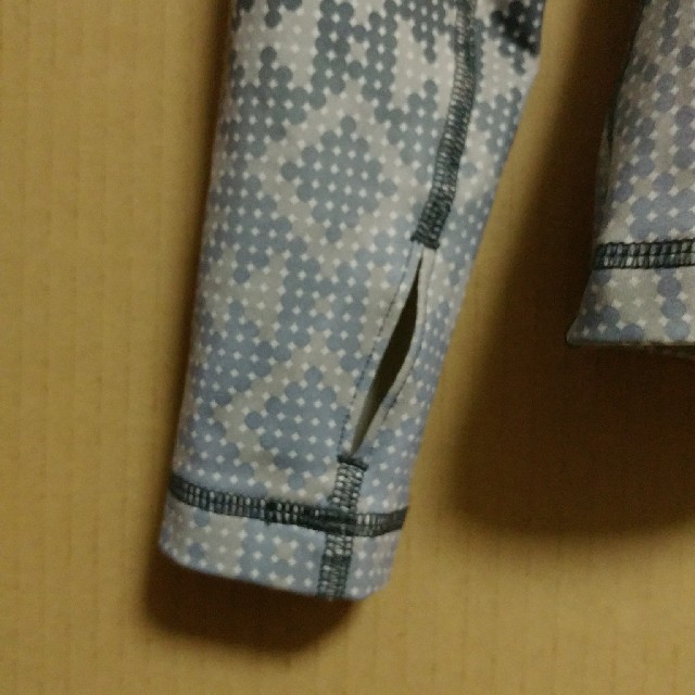 NIKE(ナイキ)のNIKE PRO コンプレッションウェア Mサイズ ロングTシャツ  レディースのトップス(Tシャツ(長袖/七分))の商品写真
