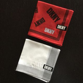 ダナキャランニューヨーク(DKNY)のDKNY  大判ハンカチ　赤と白　2枚セット(ハンカチ/ポケットチーフ)