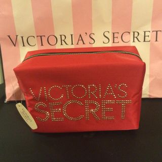 ヴィクトリアズシークレット(Victoria's Secret)のヴィクシー赤ポーチ(ポーチ)