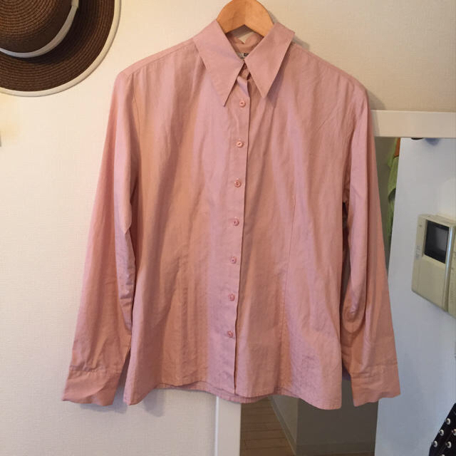 GIVENCHY(ジバンシィ)のGIVENCHY ピンクシャツ レディースのトップス(シャツ/ブラウス(長袖/七分))の商品写真