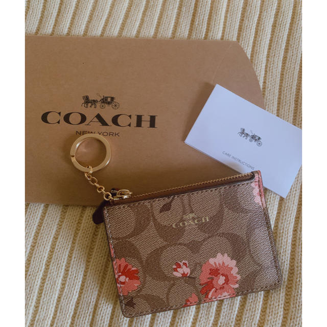 COACH 新品未使用　パスケース　コインケース　キーケースにも！