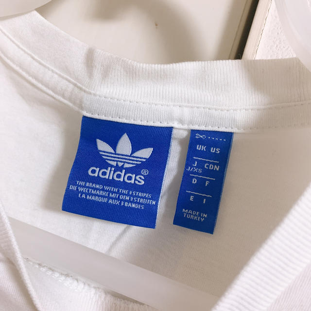 adidas(アディダス)のアディダス　Tシャツ レディースのトップス(Tシャツ(半袖/袖なし))の商品写真