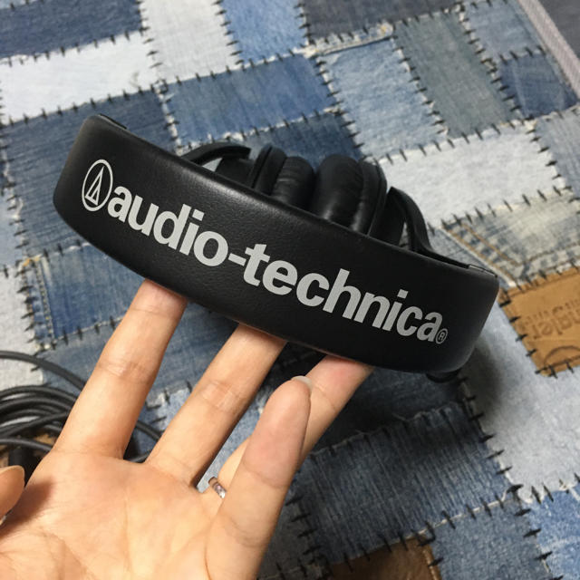 audio-technica(オーディオテクニカ)のaudio-technicaモニターヘッドホンATH-M20x スマホ/家電/カメラのオーディオ機器(ヘッドフォン/イヤフォン)の商品写真