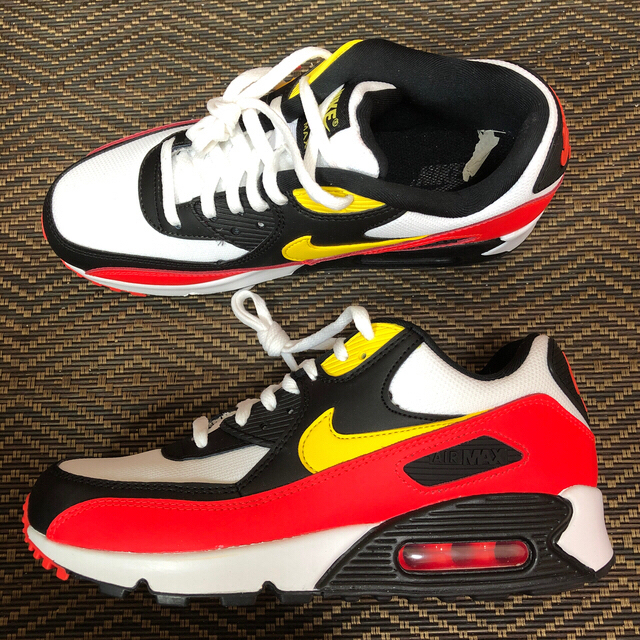 air max 90 エッセンシャル　25.5