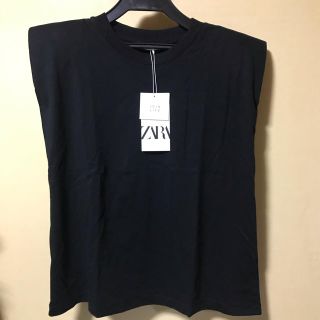 ザラ(ZARA)の新品　ZARA ショルダーパッドＴシャツ(Tシャツ(半袖/袖なし))