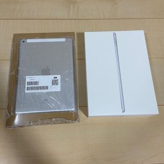 アイパッド(iPad)のiPad wifi + cellular 32GB 新品未使用　第6世代モデル(タブレット)