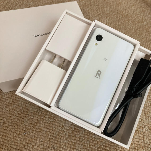 Rakuten Mini ホワイト - スマートフォン本体