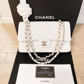 シャネル(CHANEL)のシャネル マトラッセ キャビアスキン ダブルフラップ チェーンバッグ ホワイト(ショルダーバッグ)